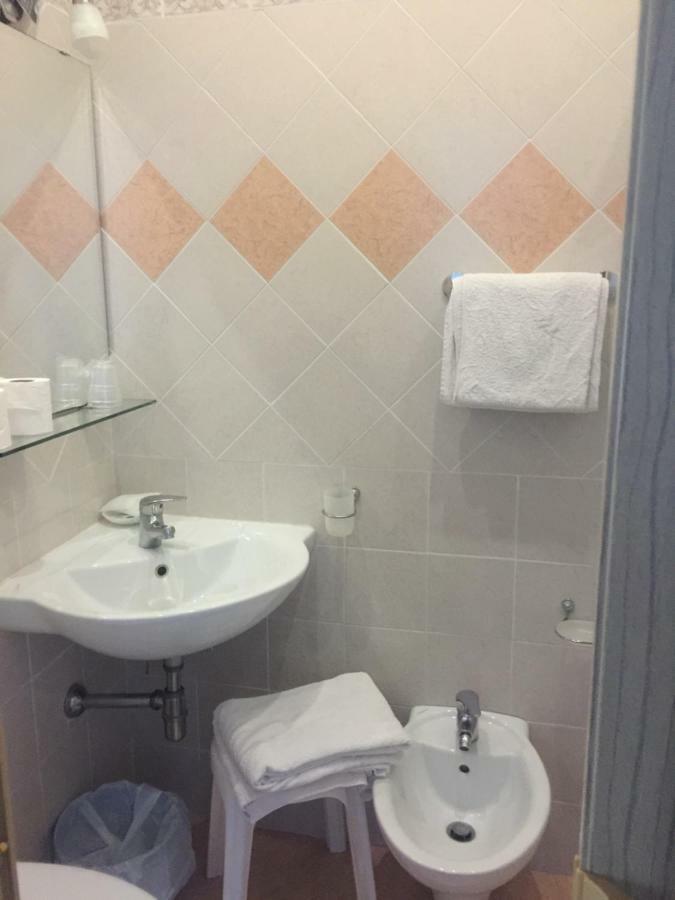 Hotel Margherita Sottomarina Buitenkant foto